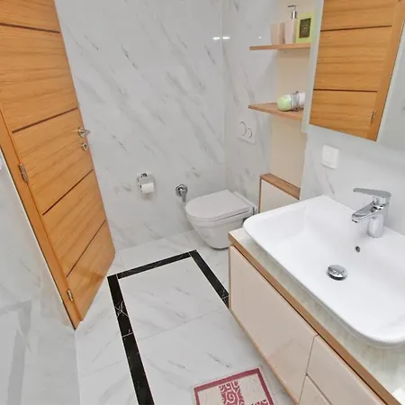 Imas Three Bedrooms Apartament Sarajewo