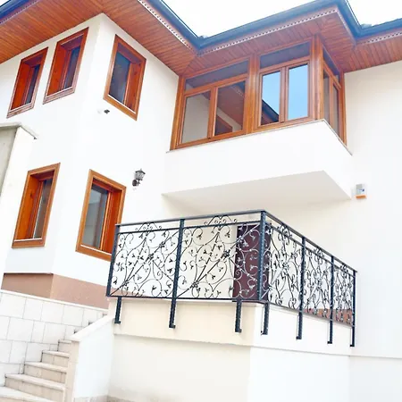 Imas Three Bedrooms *